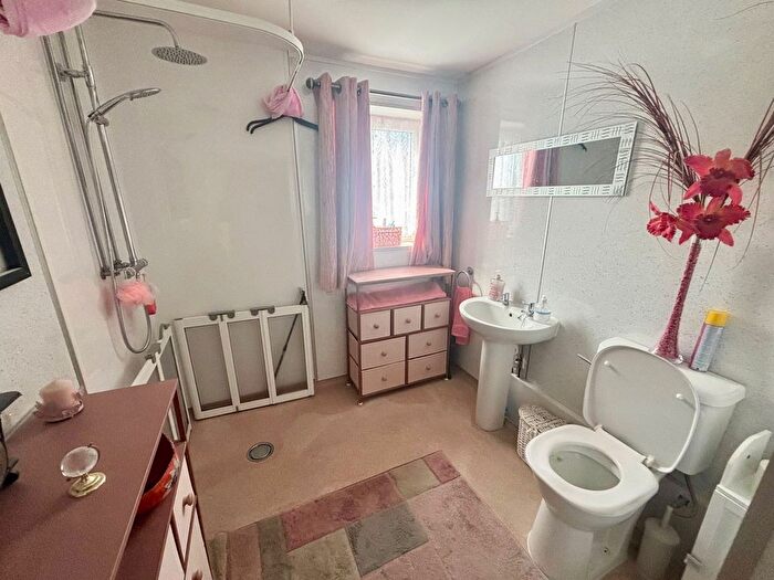 3 Bedroom Terraced House For Sale In Vera Road, Clydach, Swansea, SA6