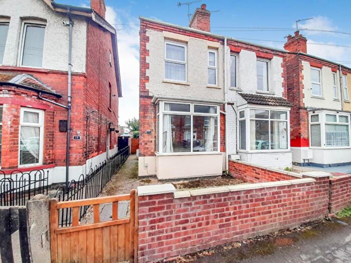 3 Bedroom Semi-Detached House For Sale In Melrose Road, Gainsborough, DN21