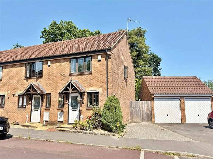 2 Bedroom End Of Terrace House For Sale In Liederbach Drive, Verwood, Dorset, BH31