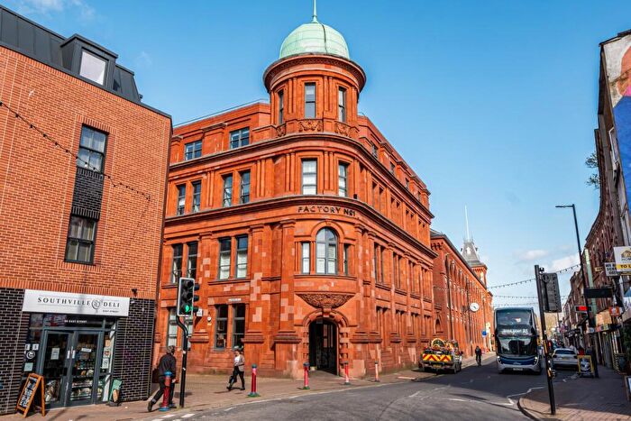 2 Bedroom Flat For Sale In Lombard Street, Bristol, Bristol, BS3