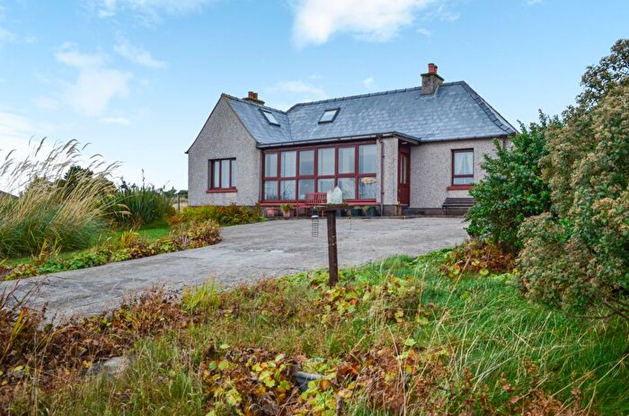 2 Bedroom Detached House For Sale In Tong Road, Tong, HS2