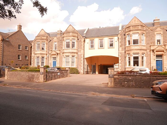 2 Bedroom Flat To Rent In Clarence Road North, Weston-Super-Mare, BS23