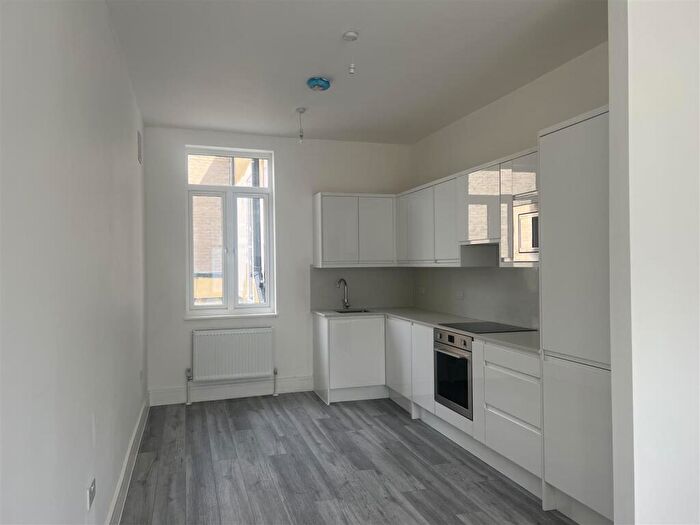 1 Bedroom Apartment To Rent In Copleston Road, London, SE15