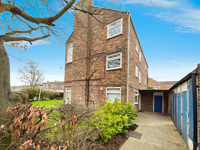 1 Bedroom Flat To Rent In Westfield, Harlow, CM18