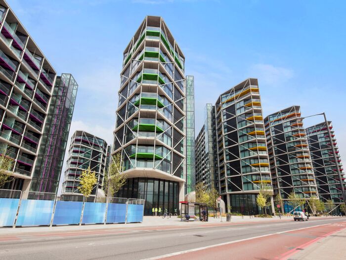 2 Bedroom Flat To Rent In Riverlight Quay, London, SW11