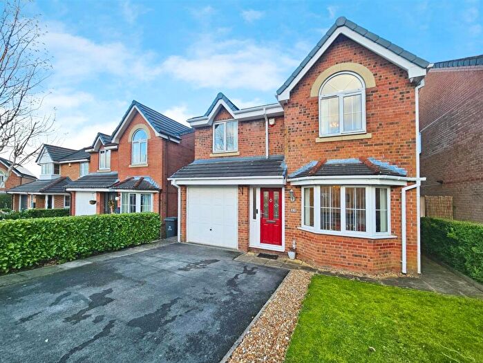 4 Bedroom Detached House For Sale In St. Davids Way, Knypersley, Stoke-On-Trent, ST8