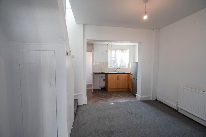 2 Bedroom End Of Terrace House For Sale In Egton Street, Hull, East Riding Of Yorkshi, HU8