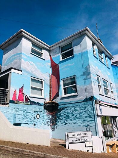 3 Bedroom Maisonette For Sale In Apters Hill, Brixham, TQ5