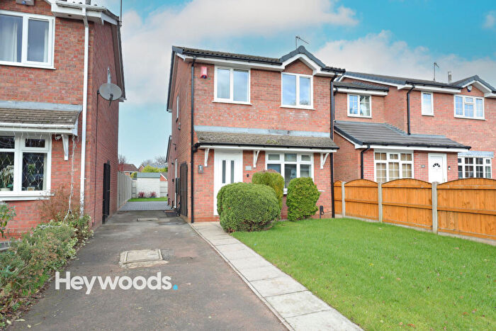 3 Bedroom Detached House For Sale In Burrington Drive, Stoke-on-Trent, Staffordshire, ST4