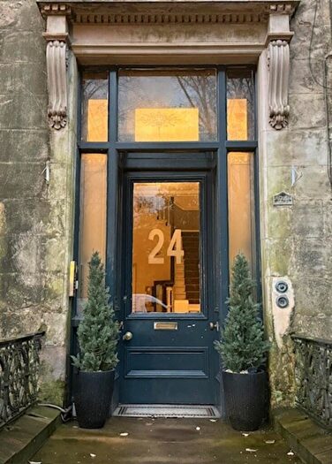 1 Bedroom Apartment To Rent In /, Huntly Gardens, Dowanhill, G12