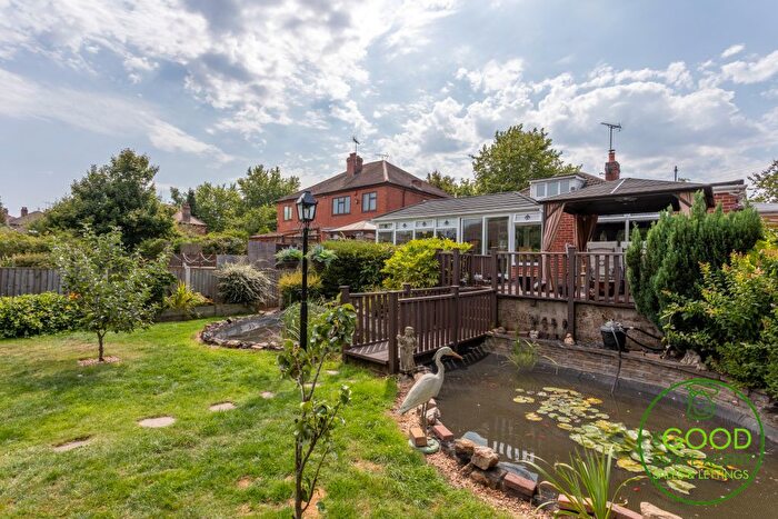 3 Bedroom Bungalow For Sale In Tutbury Road, Burton-On-Trent, DE13