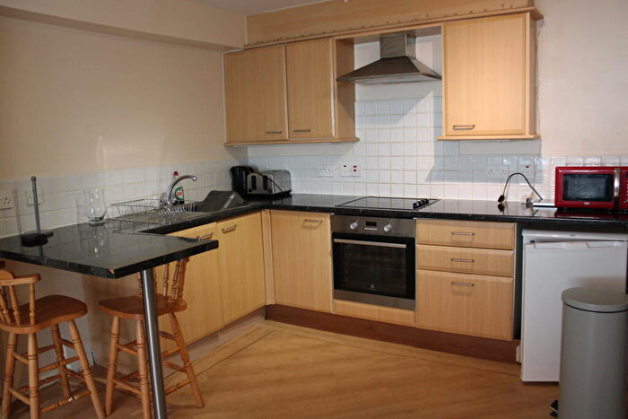 2 Bedroom Apartment To Rent In Chancellor Court, L8