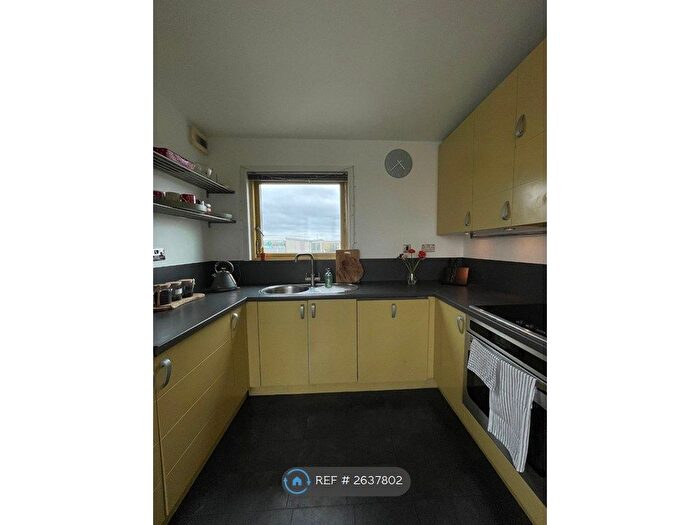 1 Bedroom Flat To Rent In Edison Court, London, SE10