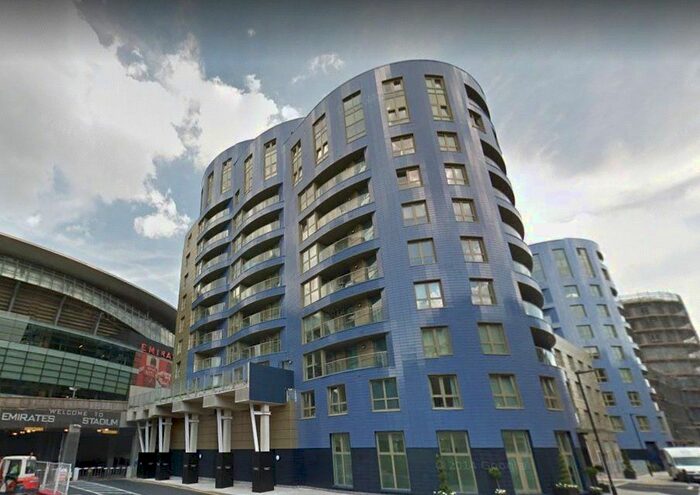 Studio To Rent In Queensland Road, London, N7