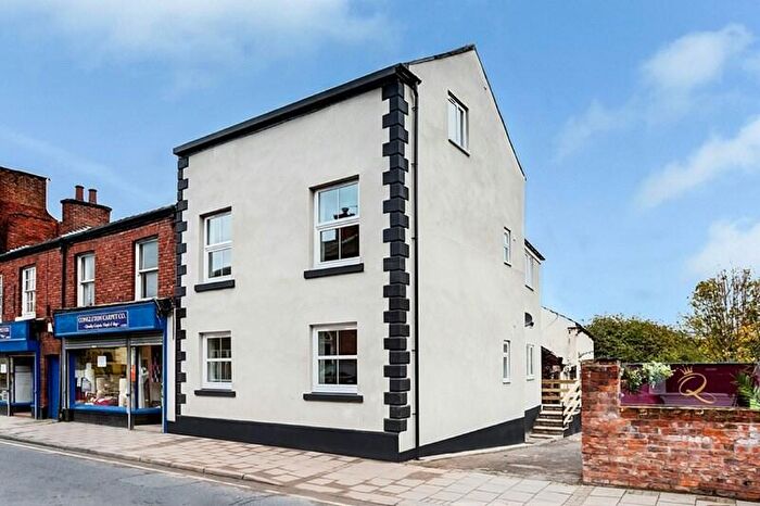 3 Bedroom Apartment To Rent In West Street, Congleton, CW12