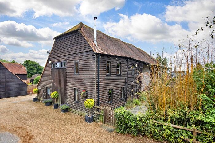 4 Bedroom Link Detached House For Sale In Hale Street, East Peckham, Tonbridge, Kent, TN12