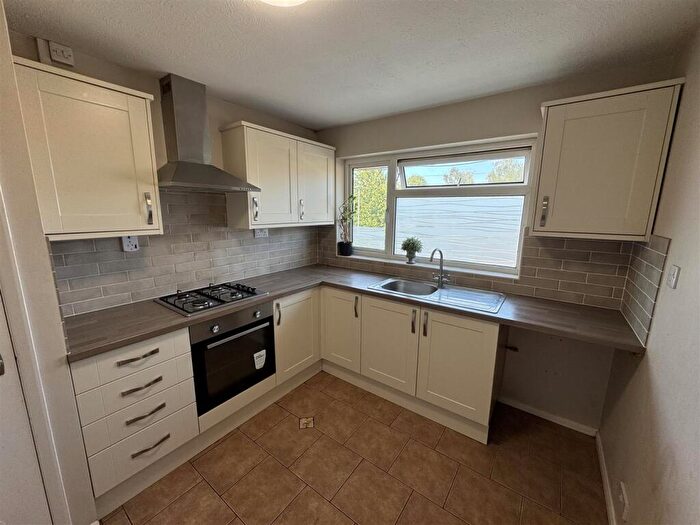 2 Bedroom Flat To Rent In Arundel Crescent, Boston, PE21