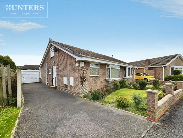 2 Bedroom Semi Detached Bungalow For Sale In Ringstone Grove, Brierley, Barnsley, S72