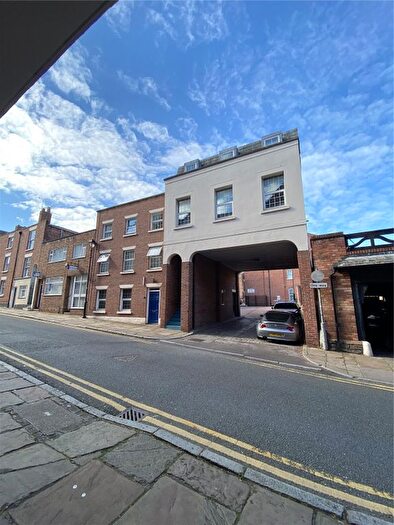 2 Bedroom Flat To Rent In Heritage Mews, - Castle Street, Chester, CH1