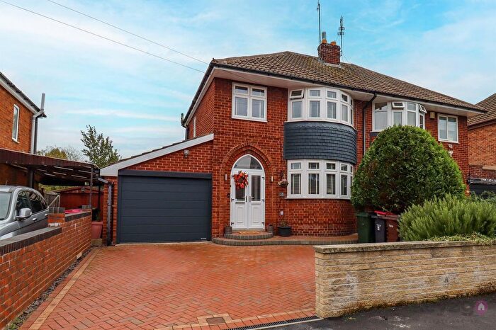 3 Bedroom Semi-Detached House For Sale In Bramley Avenue, Aston, Sheffield, S26