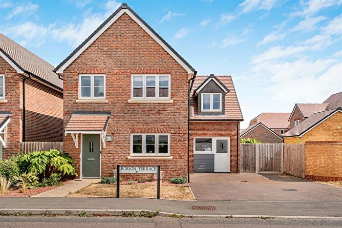 4 Bedroom Detached House For Sale In Cody Road, Waterbeach, Cambridge, CB25