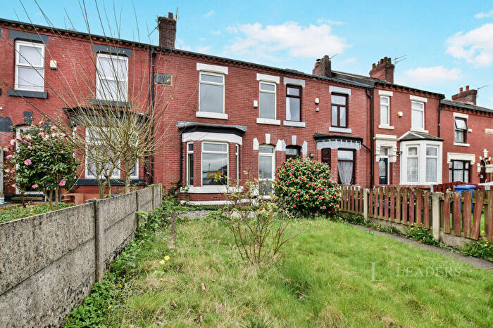 3 Bedroom Terraced House To Rent In Queen Square, OL6