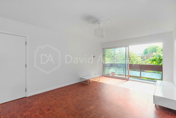 2 Bedroom Apartment To Rent In Stanhope Road, Highgate, London, N6