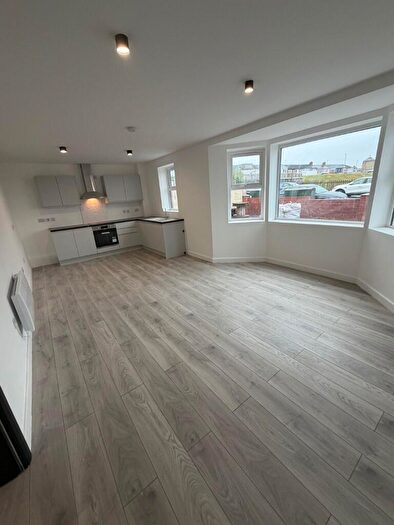 2 Bedroom Apartment To Rent In Warley Road, Blackpool, Lancashire, FY1