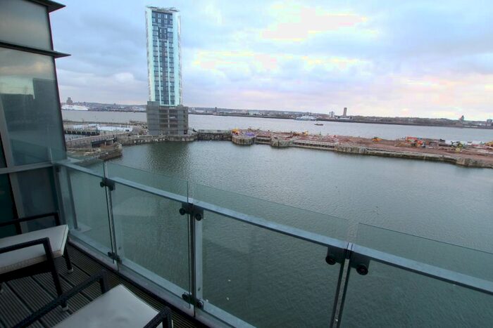 2 Bedroom Flat To Rent In William Jessop Way, City Centre, Liverpool, L3