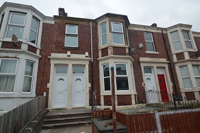 2 Bedroom Flat To Rent In Saltwell Place, Gateshead, NE8