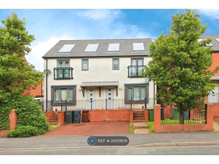 3 Bedroom Semi-Detached House To Rent In Fourth Avenue, Wolverhampton, WV10