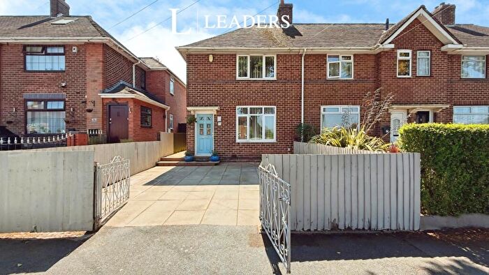 3 Bedroom End Of Terrace House For Sale In Woodmeadow Road, Kings Norton, Birmingham, B30