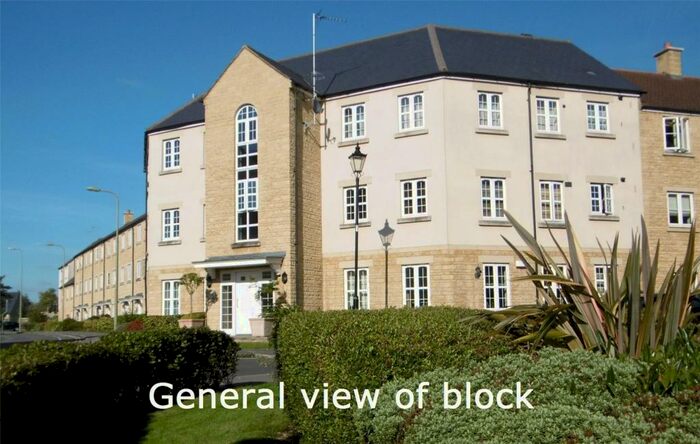 2 Bedroom Apartment To Rent In Woodford Way, Witney, Oxfordshire, OX28