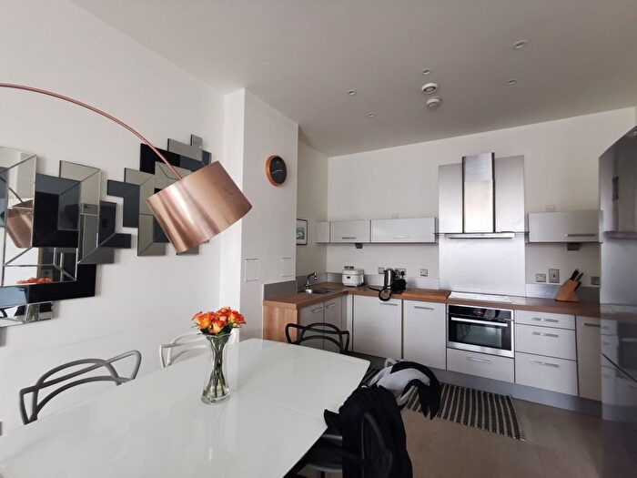 1 Bedroom Flat To Rent In Highbury Stadium Sqaure, London, N5