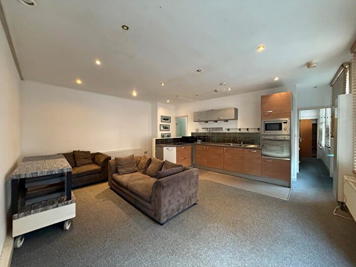 2 Bedroom Apartment To Rent In The Warehouse, Lace Market Nottingham, NG1