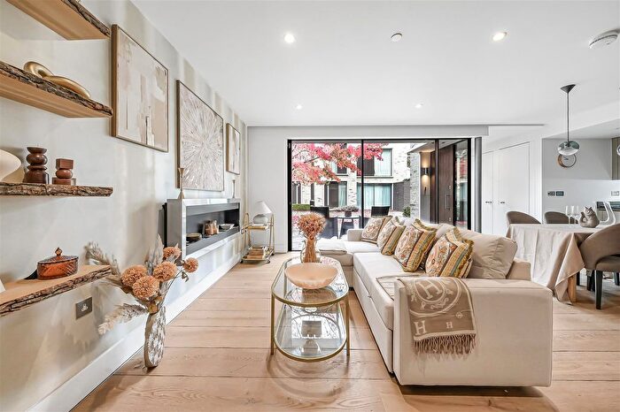 3 Bedroom Property To Rent In Neeld Place, London, W9