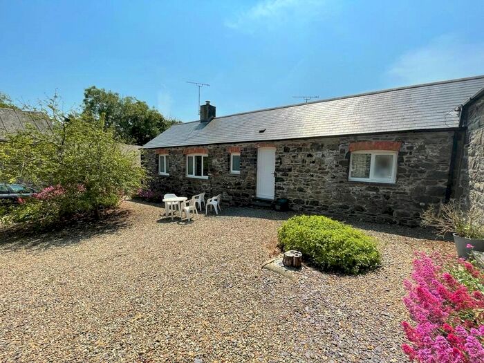 2 Bedroom Semi-Detached House For Sale In Solva, Haverfordwest, SA62