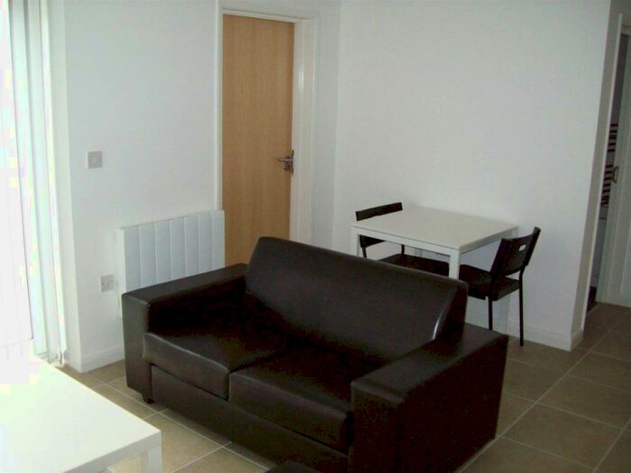 2 Bedroom Flat To Rent In Letty Mews, Cathays, Cardiff, CF24