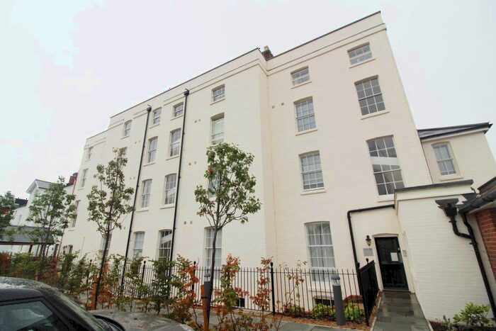 1 Bedroom Apartment To Rent In London Road, Reading, RG1