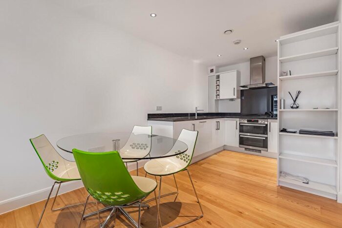 1 Bedroom Apartment To Rent In Newbury, Berkshire, RG14