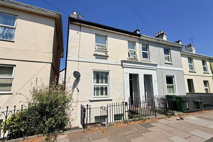 3 Bedroom House For Sale In St. Georges Road, Cheltenham, GL50
