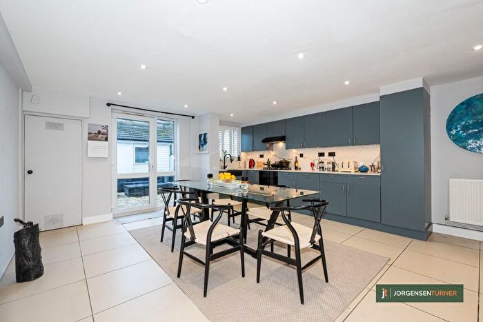 5 Bedroom Property For Sale In Ingersoll Road, Shepherds Bush, London, W12