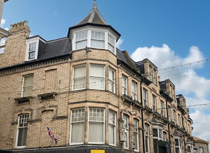 1 Bedroom Flat To Rent In Wellington Street, Teignmouth, TQ14