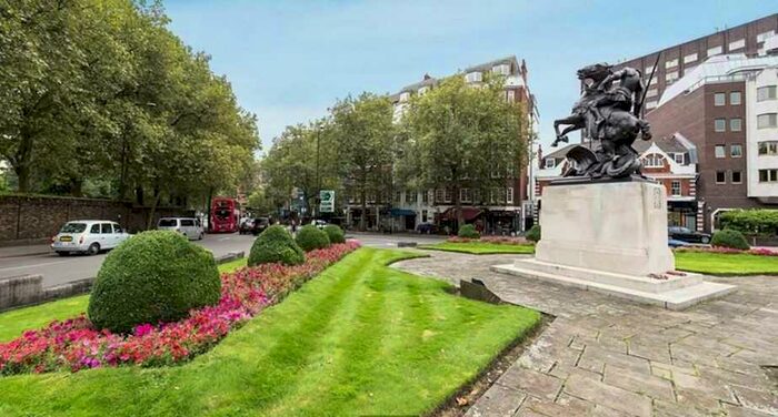 5 Bedroom Apartment To Rent In Park Road, London, NW8