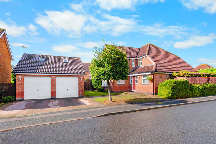 4 Bedroom Detached House For Sale In Rutherford Road, Bromsgrove, B60