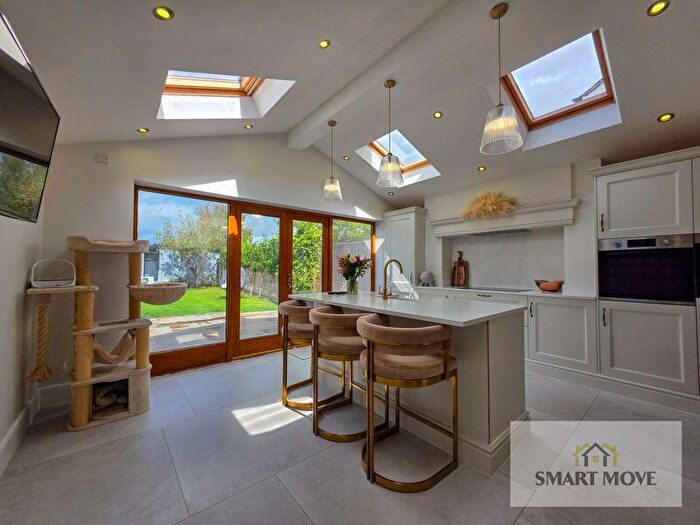 4 Bedroom Semi-Detached House For Sale In Moss Lane, Hesketh Bank, Preston, PR4