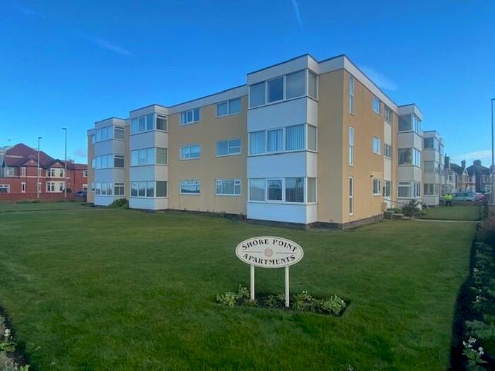 2 Bedroom Apartment To Rent In Shore Point, Queens Promenade, Thornton-Cleveleys, FY5