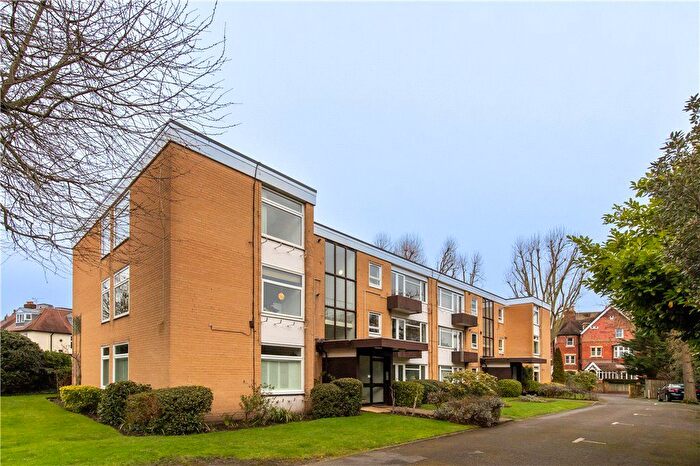 2 Bedroom Flat For Sale In Grange Lodge, The Grange, SW19