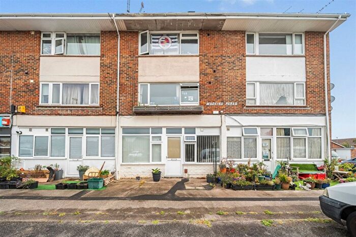 1 Bedroom Flat To Rent In Madeira Parade, Madeira Avenue, Bognor Regis, PO22