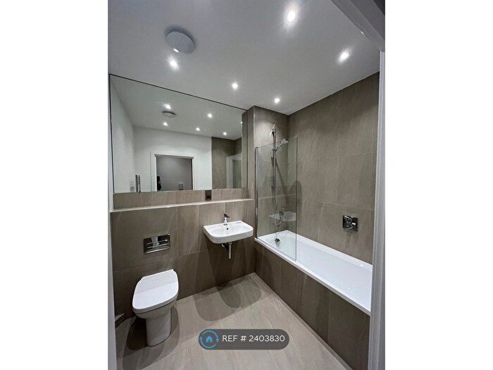 1 Bedroom Flat To Rent In Fox Lane, London, N13